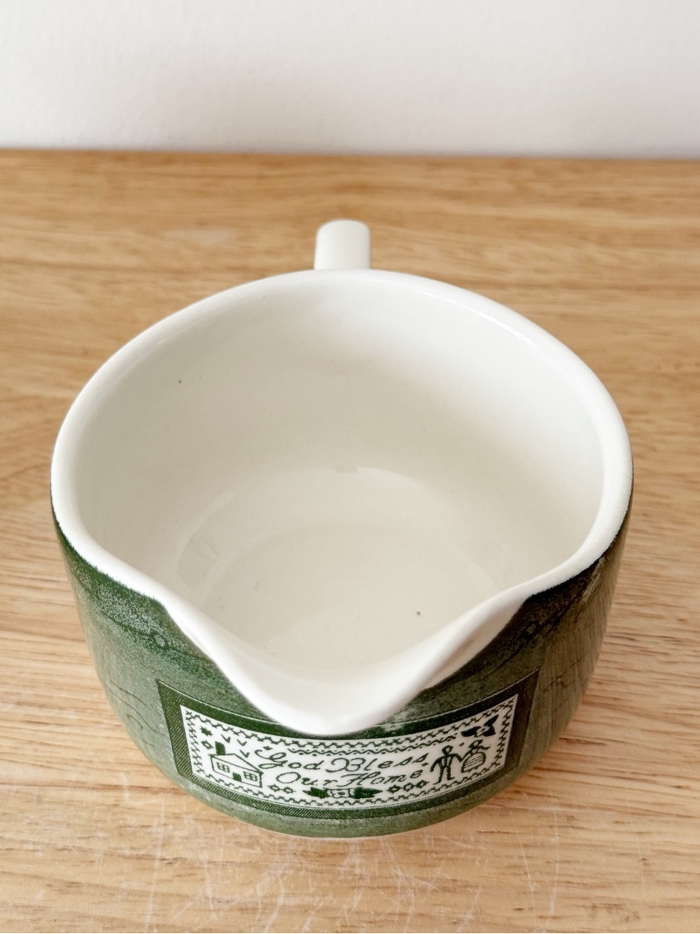 Vintage Royal China Colonial Green Sugar Bowl with Lid and Creamer Set - Picture 7 of 15
